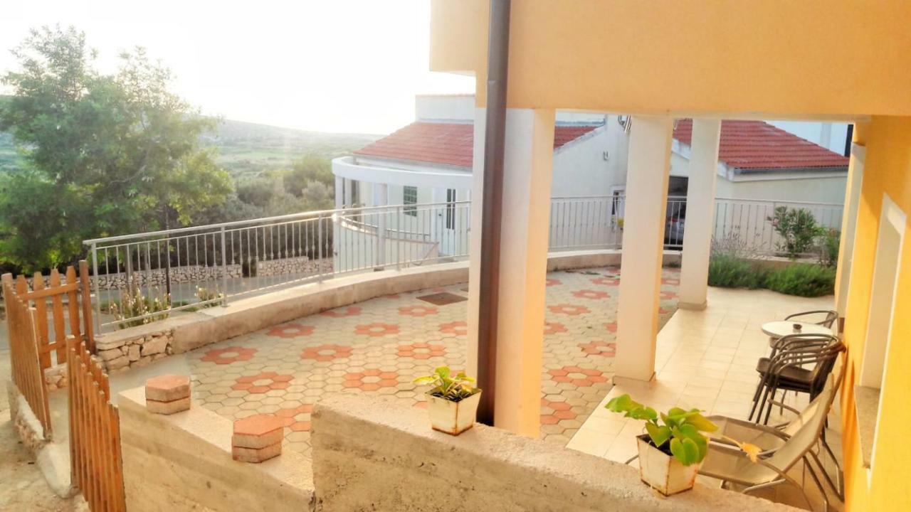 Apartman 科兰 外观 照片